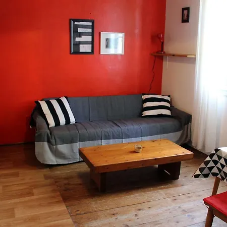 The Sisters Central Apartment